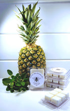 Load image into Gallery viewer, 100% US Grown Soy Wax Melt 2.5 oz. Pineapple Sage
